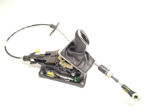 Used Manual gearbox selector Manual gearbox selector VOLVO V40 Hatchback (525) D2 (120 hp) 8929654 8929654