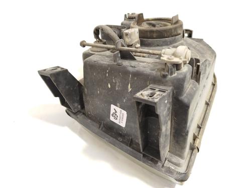 Right headlight MITSUBISHI PAJERO CLASSIC (V2_W, V6_W, V7_W) 2.5 TD (V24W) | BP28141150C29 