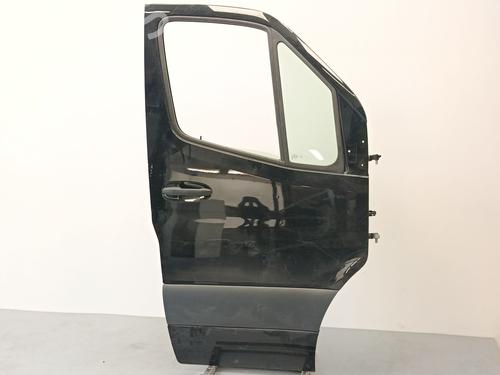 Used Right front door Right front door 37240454 37240454