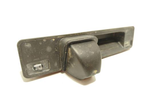 Used Tailgate handle Tailgate handle 32381835 32381835
