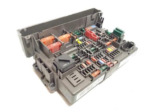 Used Fuse box Fuse box BMW 1 Coupe (E82) 120 d (177 hp) 9214420 9214420