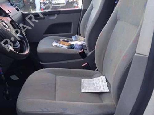 Front left lock VW TRANSPORTER T5 Bus (7HB, 7HJ, 7EB, 7EJ) 2.5 TDI | BP15896738C98 