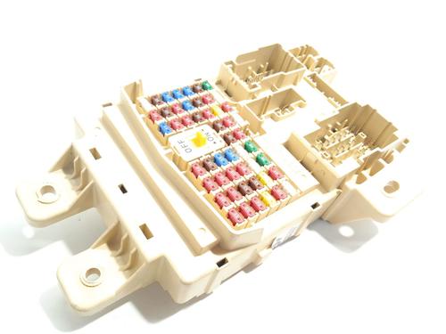 Used Fuse box KIA NIRO I (DE) 1.6 GDI Plug-in Hybrid (141 hp) 19704581