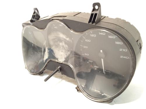 Used Instrument cluster Instrument cluster 18948479 18948479