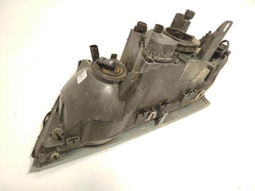 Right headlight BMW X5 (E53) 3.0 d | BP27865405C29 