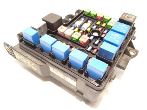 Fuse box HYUNDAI i30 Estate (FD) | BP1235566E1