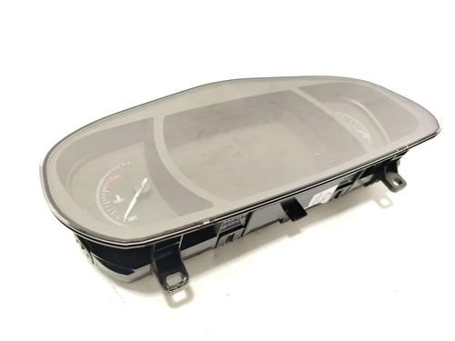instrument-cluster-renault-megane-iv-hatchback-b9amn_-2015-37697693 main image