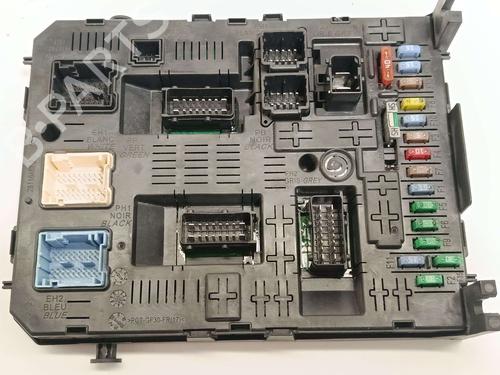 Fuse box CITROËN C5 III (RD_) 2.7 HDi (RDUHZJ) | BP39198879E1 - Image 4