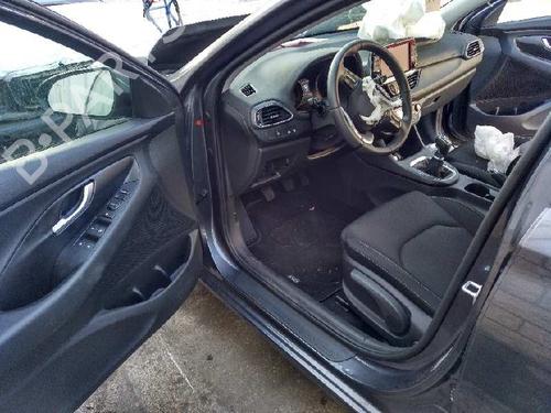 Left sun visor HYUNDAI i30 FASTBACK (PDE, PDEN) | BP6806917I1