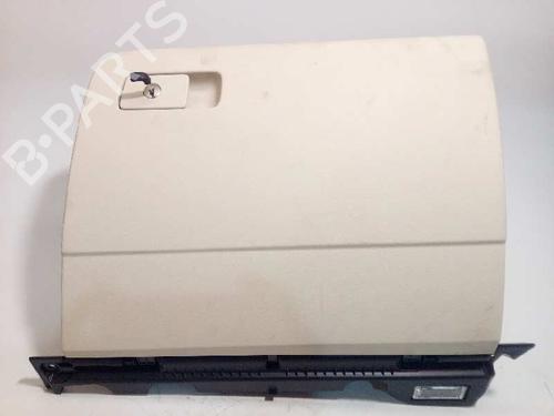 glove-box-vw-passat-b8-3g2-cb2-16-tdi-3g1857097n-3g1857101ara3-2014-5018964 main image