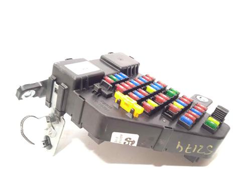 Fuse box KIA SPORTAGE II (JE_, KM_) 2.0 i 16V | BP16767149E1 