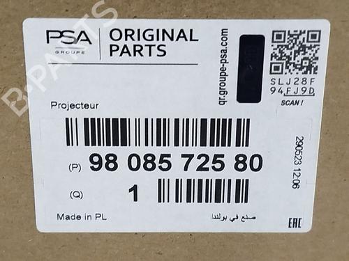 Right headlight PEUGEOT EXPERT Bus (V_)  | BP29334252C29 