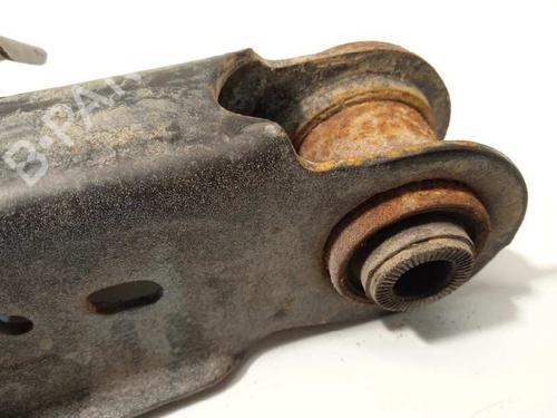 Right rear suspension arm TOYOTA AURIS (_E18_) 1.8 Hybrid (ZWE186_, ZWE186R) | BP8315697M15 