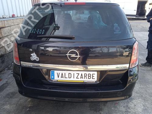 Left headlight OPEL ASTRA H Estate (A04) 1.7 CDTI (L35) | BP30897378C28 