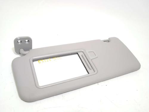 Used Left sun visor Left sun visor 17961061 17961061