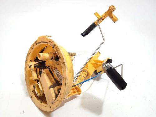 Used Fuel pump BMW 1 (E87) 118 d (143 hp) 8675440