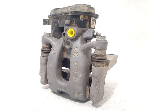 Used Right rear brake caliper Right rear brake caliper PEUGEOT 2008 II (UD_, US_, UY_, UJ_, UR_, UC_) 1.2 PureTech 100 (USHNK) (101 hp) 38801700 38801700