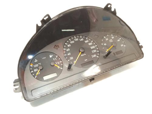 Used Instrument cluster MERCEDES-BENZ M-CLASS (W163) ML 270 CDI (163.113) (163 hp) 16533839
