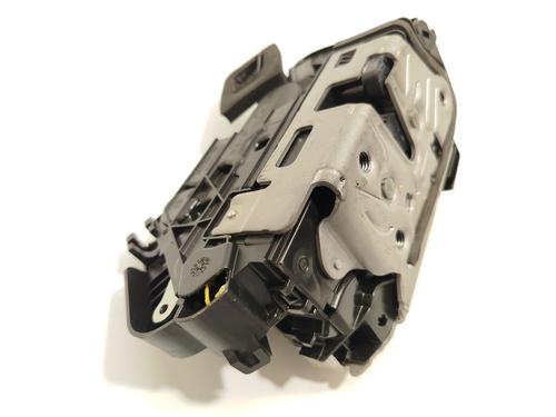 front-right-lock-audi-q4-e-tron-sportback-f4n-2021-28106991 main image