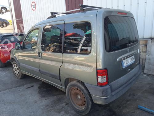 Left headlight PEUGEOT PARTNER MPV (5_, G_) 1.6 HDi 90 | BP29472238C28 