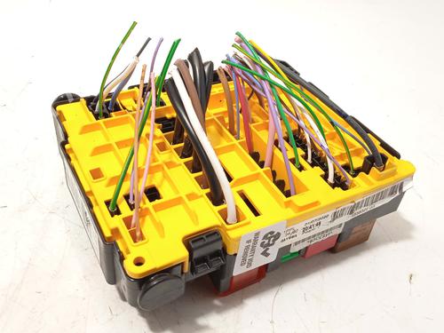 Fuse box PEUGEOT 208 II (UB_, UP_, UW_, UJ_) 1.2 PureTech 130 | BP28585047E1