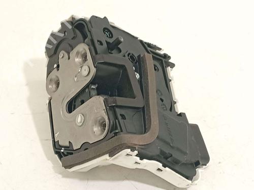 rear-right-lock-mg-mg-zs-suv-azs1-2017-39136493 main image