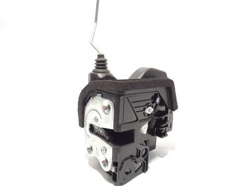 Used Front left lock Front left lock 16295401 16295401
