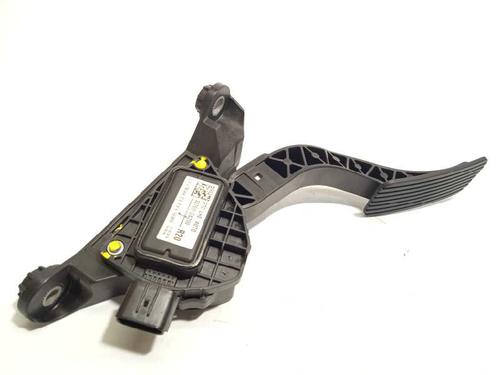 Used Pedal Pedal 6806921 6806921