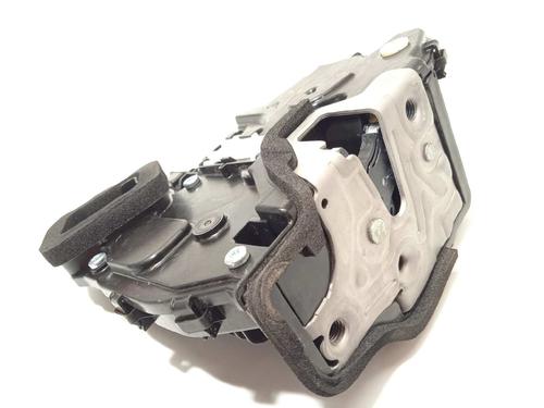 Used Rear left lock VW POLO VI (AW1, BZ1, AE1) 1.0 TSI (95 hp) 16343614