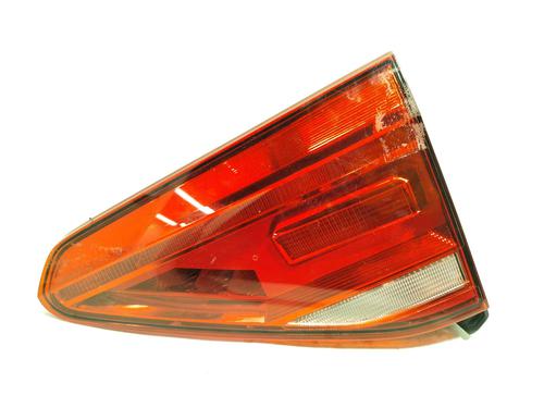 Right tailgate light VW TOURAN (5T1) 2.0 TDI | BP32476026C80