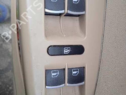 Rear wiper motor VW TOURAN (1T3) 1.6 TDI | BP16239404M102 