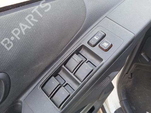 Throttle body TOYOTA COROLLA Verso (ZER_, ZZE12_, R1_) 1.8 (ZNR11_, ZNR11R) | BP25756798M82