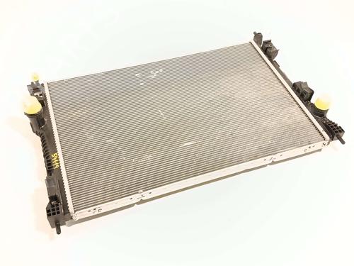 Used Water radiator Water radiator PEUGEOT 408 II (FP_, F3_, FM_) PureTech 130 (FPHNST) (131 hp) 39527403 39527403