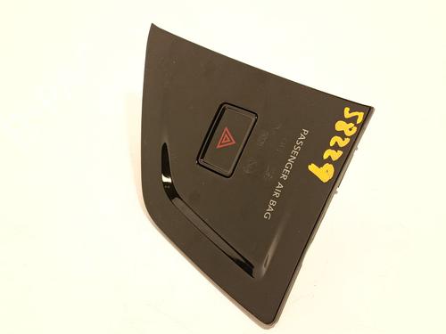 Warning switch VW TAIGO (CS1) 1.0 TSI | BP36322097I22 - Image 2