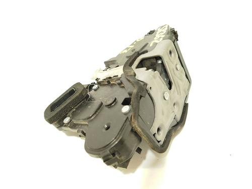 front-left-lock-skoda-kamiq-nw4-2019-36326087 main image