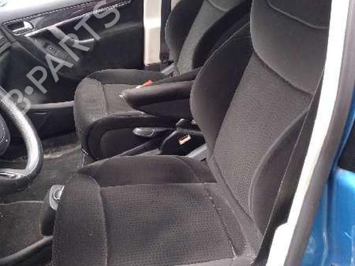 Radio CITROËN C4 Picasso I MPV (UD_) 2.0 HDi 138 | BP4591217E6