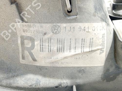 Scheinwerfer rechts VW GOLF IV (1J1) 1.6 16V | BP30001056C29