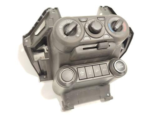 Commande Chauffage SUZUKI IGNIS III (MF, FF) 1.2 Hybrid (ATK412) (83 hp) 30001015