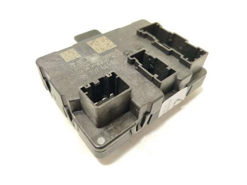Used Electronic module Electronic module PEUGEOT 308 SW III (FC_, FJ_, FR_, F4_, FN_) PureTech 130 (FRHNSL, FRHNST) (131 hp) 38771595 38771595