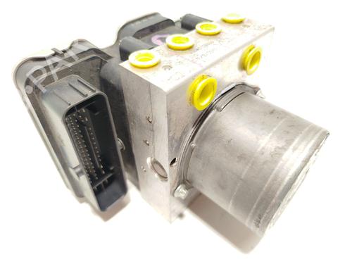 Used ABS pump TOYOTA YARIS CROSS (MXP_) 1.5 Hybrid (MXPJ10) (92 hp) 26209544