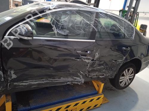 Right headlight VW PASSAT B6 (3C2) 2.0 TDI 16V | BP33873570C29  - Image 17