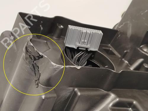 Right headlight PEUGEOT 3008 II SUV (MC_, MR_, MJ_, M4_) 1.2 THP/ PureTech 130 (MRHNSM, MRHNSU, MRHNSJ, MRHNYW,... | BP29123620C29 