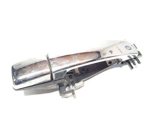 Used Front right exterior door handle LAND ROVER RANGE ROVER SPORT I (L320) 2.7 D 4x4 (190 hp) 16745683