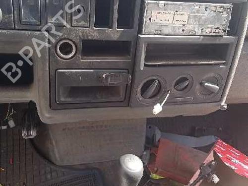 Exterior handle VW TRANSPORTER T4 Van (70A, 70H, 7DA, 7DH) 1.9 D | BP8953665C122 
