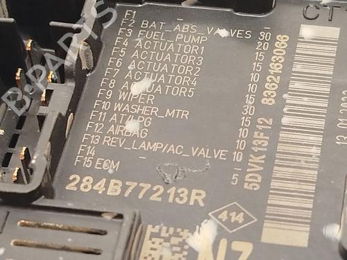 Fuse box RENAULT ARKANA I (LCM_, LDN_) 1.3 TCe 140 (LDN0) | BP25490670E1