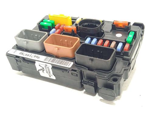 Used Fuse box Fuse box 37640824 37640824