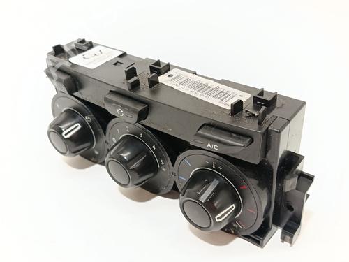 Climate control CITROËN C3 II (SC_) 1.4 HDi 70 (SC8HZC, SC8HR0, SC8HP4) | BP34507539I5 - Image 2