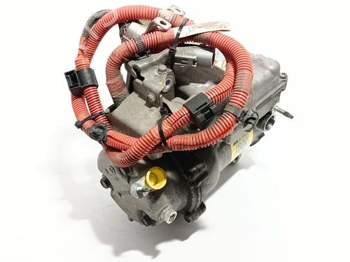 Used AC compressor AC compressor MITSUBISHI OUTLANDER III (GG_W, GF_W, ZJ, ZL, ZK) 2.0 Hybrid 4WD (GG2W) (121 hp) 33928811 33928811