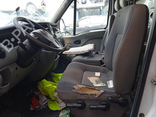 Left headlight OPEL MOVANO A Van (X70) 2.5 CDTI (FD) | BP20935700C28