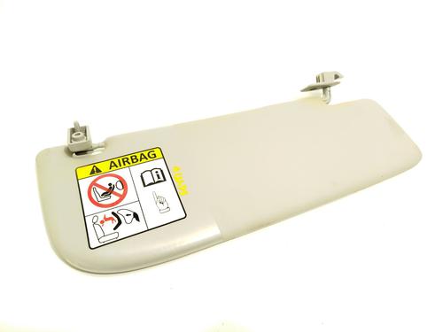 Used Right sun visor Right sun visor 28211572 28211572